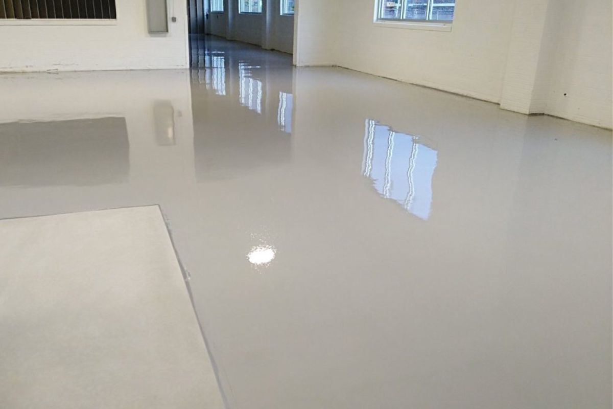 INDUSTRIAL METALLIC EPOXY FLOORING